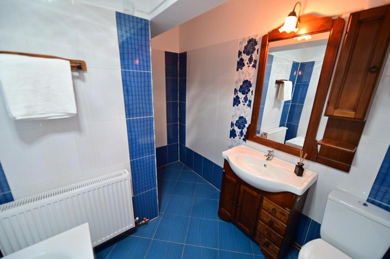 Vacation Apartment With Free Parking 시비우 외부 사진